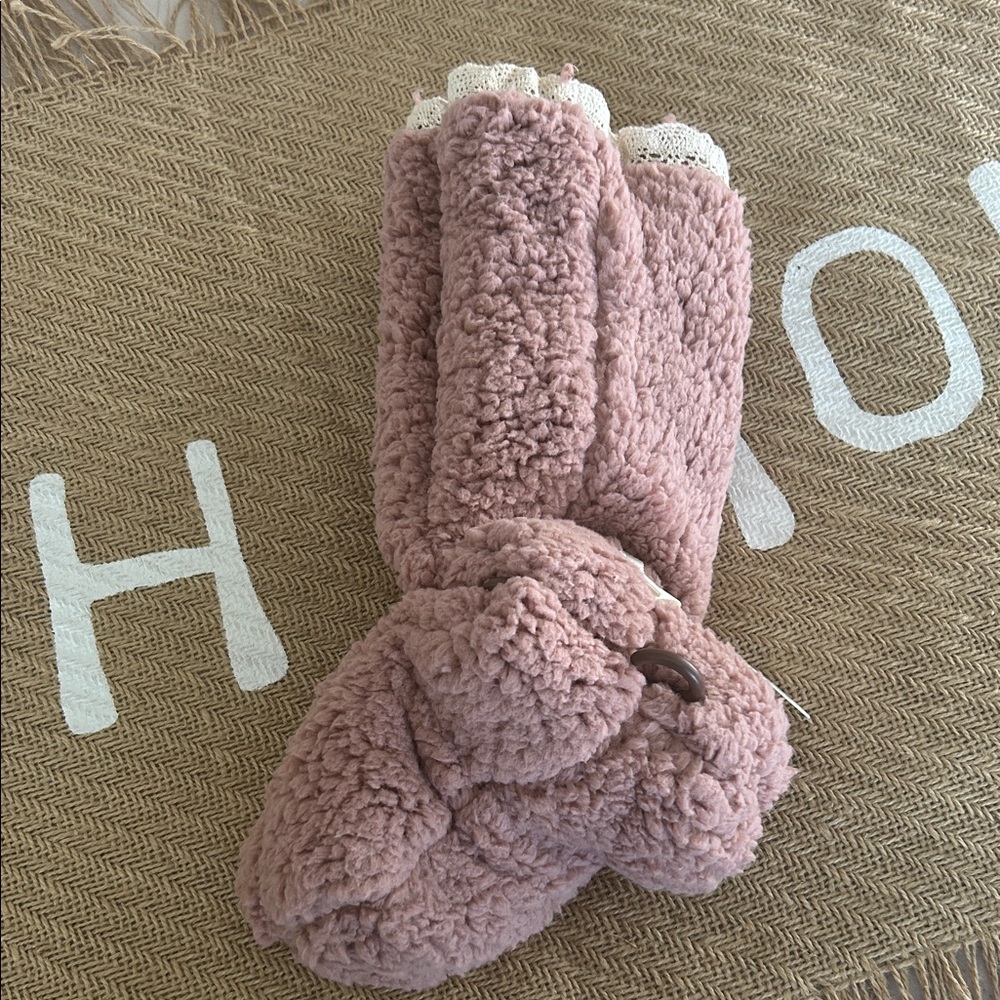 Lemon Brand Super Soft Plush Slipper Sock NWT